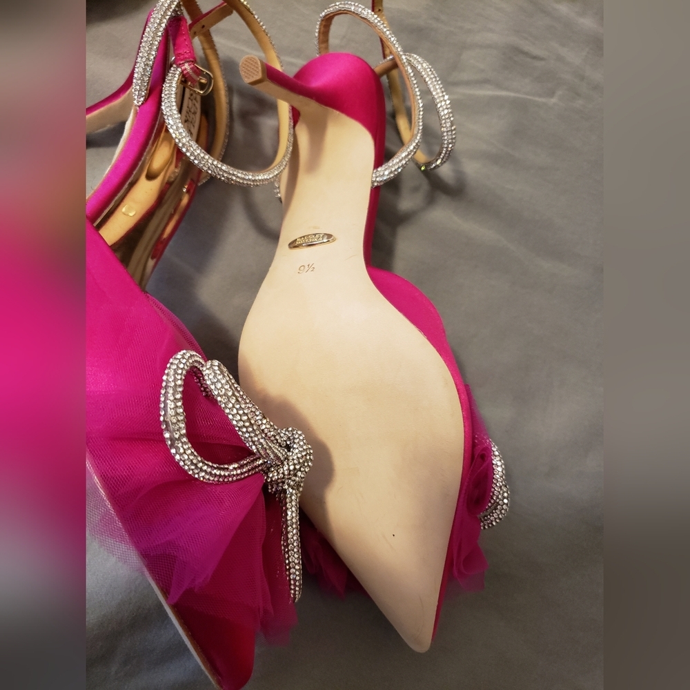 Badgley Mischka women's Sacred Pump size 9½ NWT - Picture 12 of 16